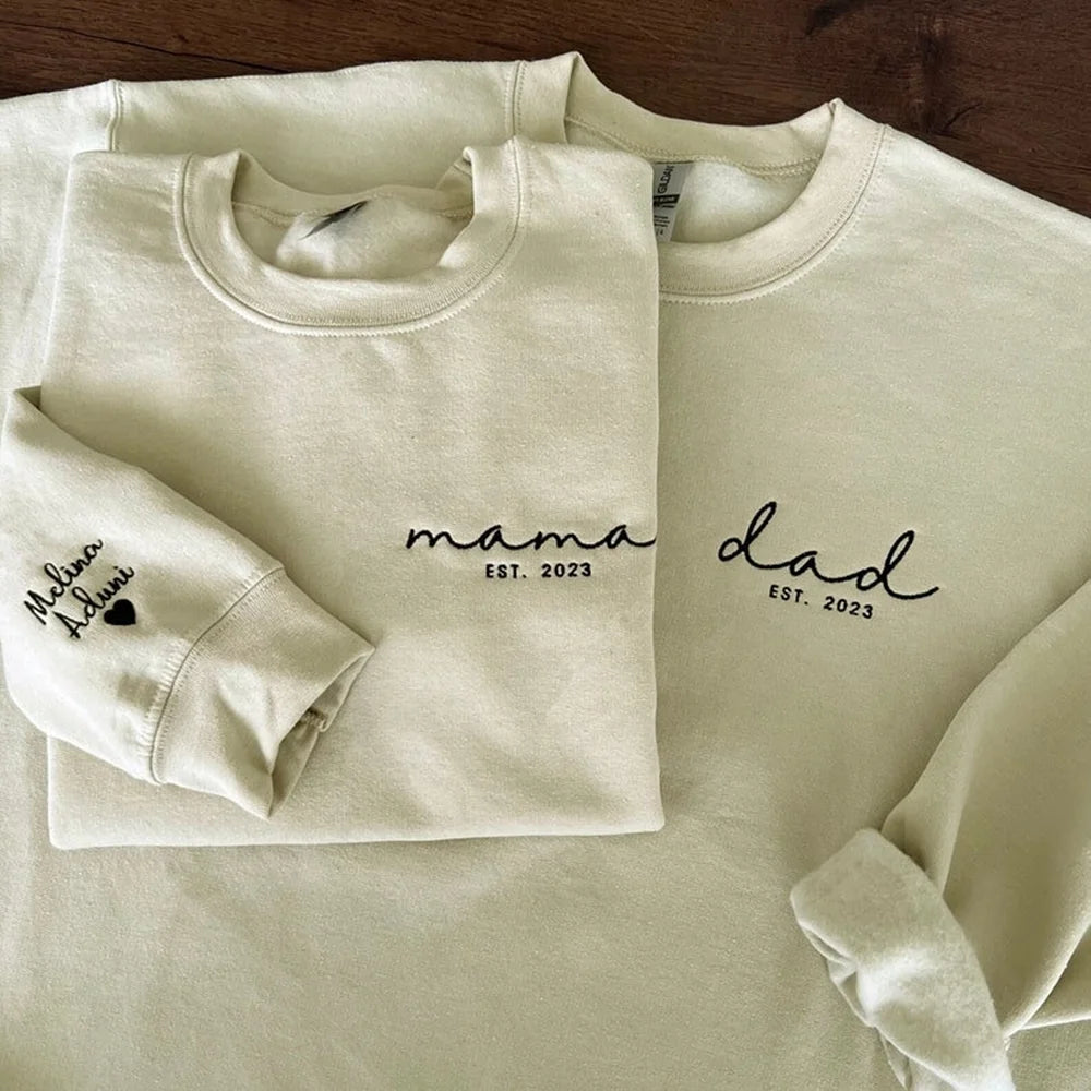 Custom Mama Dad Embroidered Sweatshirt With Names On Sleeve Main image