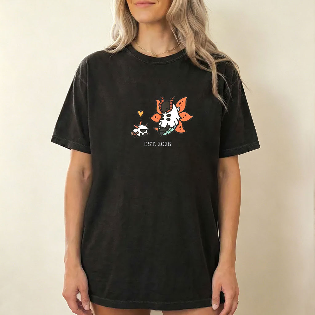 Cute Parent & Kid Volcarona Vintage Washed T-Shirt Secondary image