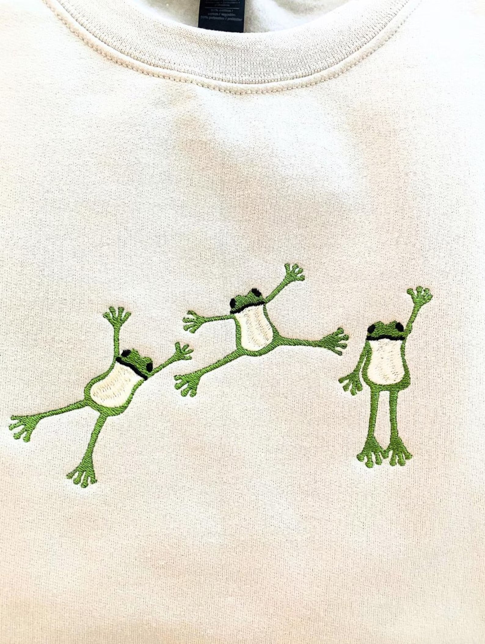 Frog Lover's Embroidered Sweatshirt-Gift For Custom