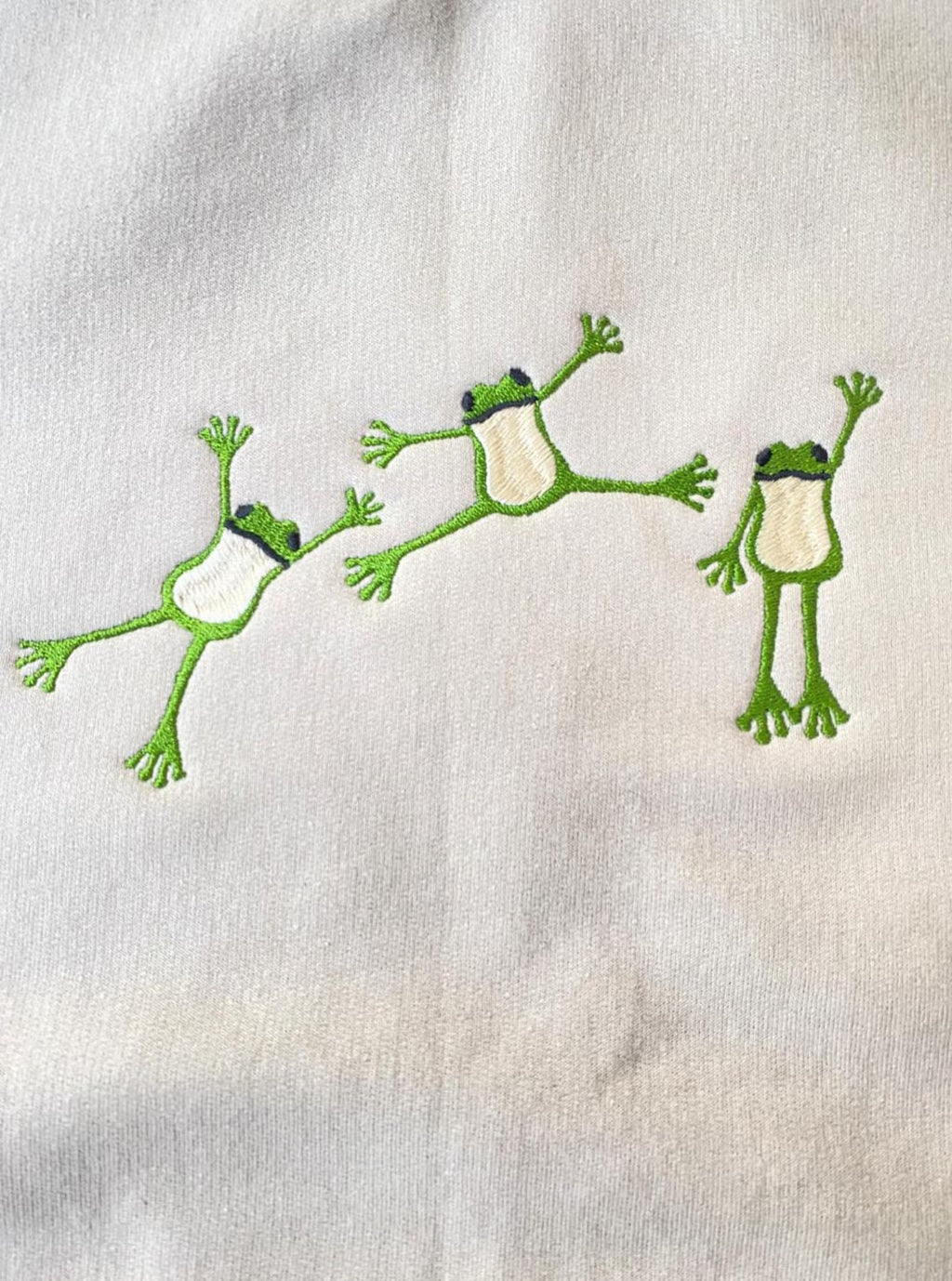 Frog Lover's Embroidered Sweatshirt-Gift For Custom